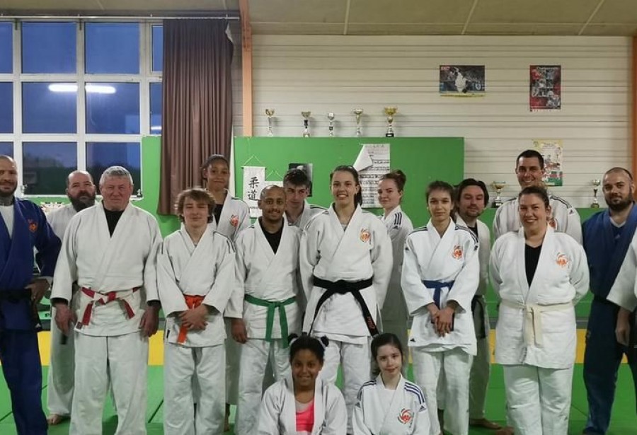 Une nouvelle ceinture noire à l'école de judo !